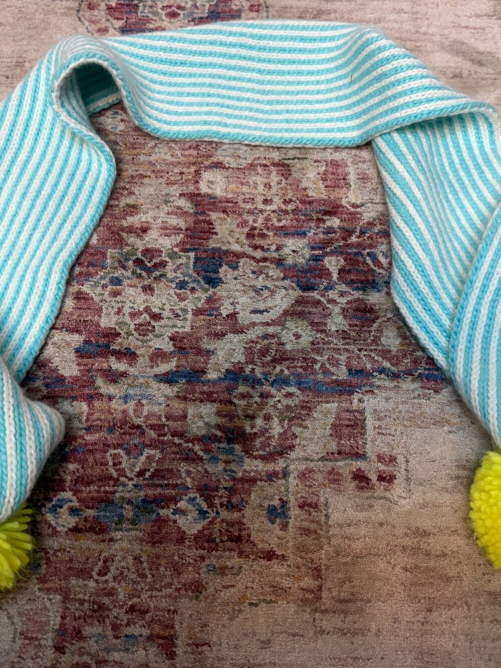 Toby Blue and Lime Kids Scarf Size 4-14 In Great Shape!!